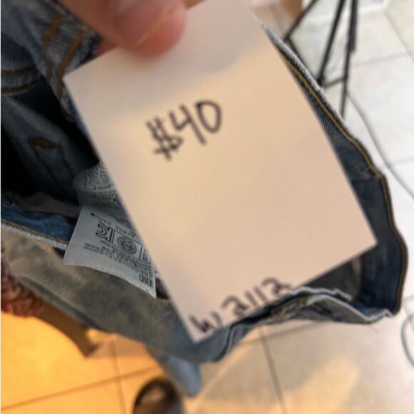 VTG Y2K Levis 550 Denim Jeans Sz 33x34 Blue Straight Leg Regular Fit Medium Wash - Picture 10 of 10